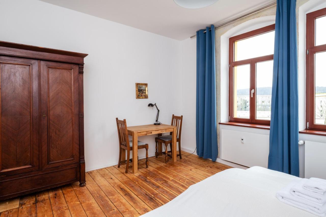 Kuenstlerzimmer Im Kulturhaus Haeselburg Гера Экстерьер фото